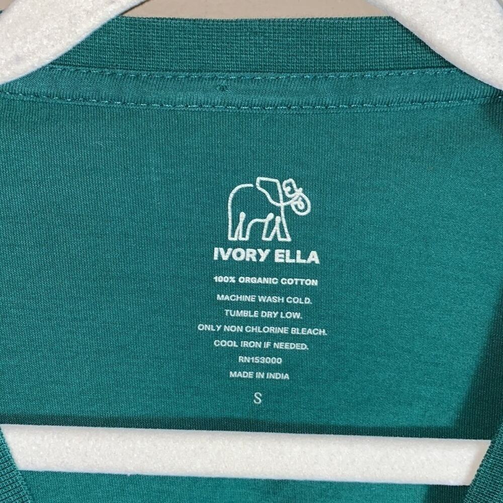Ivory Ella green graphic long sleeve tee - Picture 4 of 5
